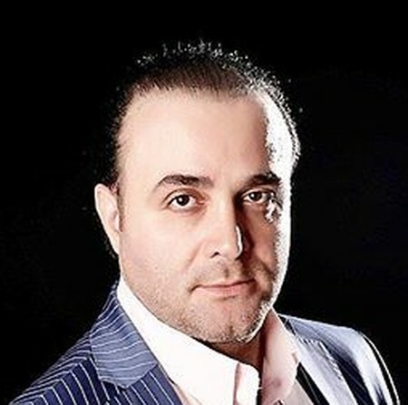 سینا سرلک زیر سقف دودی